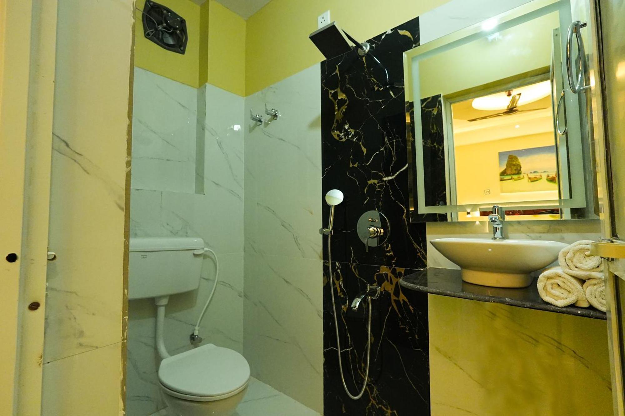 Hotel Rj Patna  Bagian luar foto